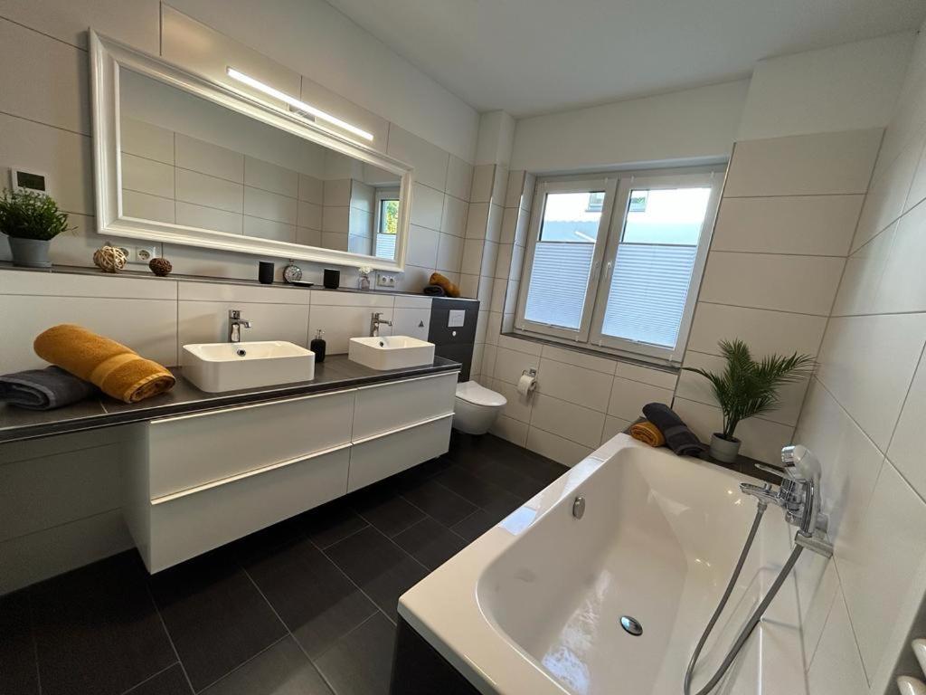 Exklusive Ferienwohnung Bei Berlin, Bis 5 Gaeste, Grosse Terrasse, Garten Bestensee Dış mekan fotoğraf